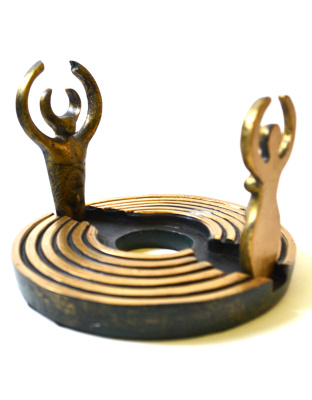 5 1/4" Dearinth Mini Altar