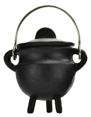 Plain cast iron cauldron  w/ lid 2 3/4"