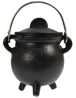 Plain cast iron cauldron  w/ lid 3"